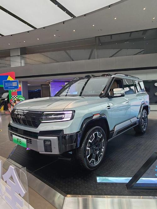 佛山314比亚迪方程豹硬派越野的爆款，英菲尼迪35周年与你共成长